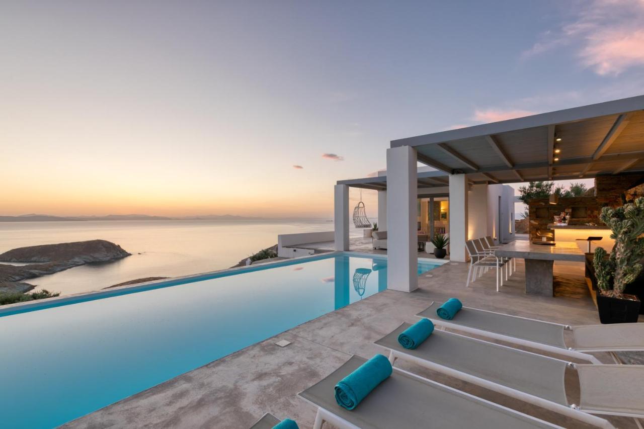 Villa Meli Otzias Bagian luar foto
